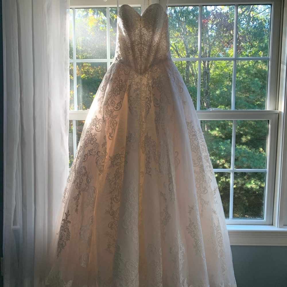 Oleg Cassini lace wedding gown